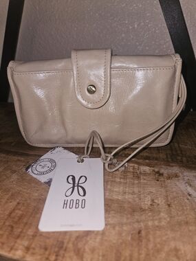 HOBO Neutral Leather Wristlet Clutch